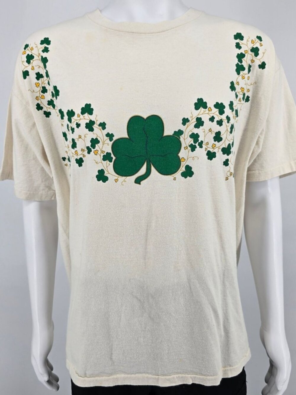 Vintage 1990s Oneita Power-T St. Patrick's Day Shamrock Graphic T-Shirt (XL)